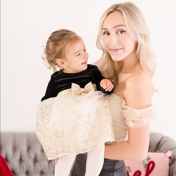 Meet your Posher, Haley - Picture 1 of 1